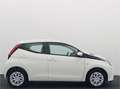 Toyota Aygo 1.0 VVT-i x-play CAMERA / NAVI / BLUETOOTH / AIRCO White - thumbnail 14