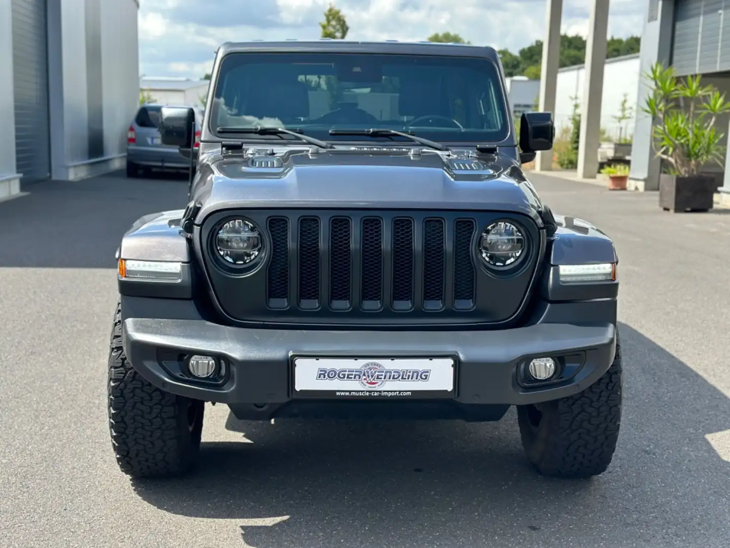 Jeep Wrangler Overland Sahara 2,0 EU COC BF GOODRICH Grau - 2
