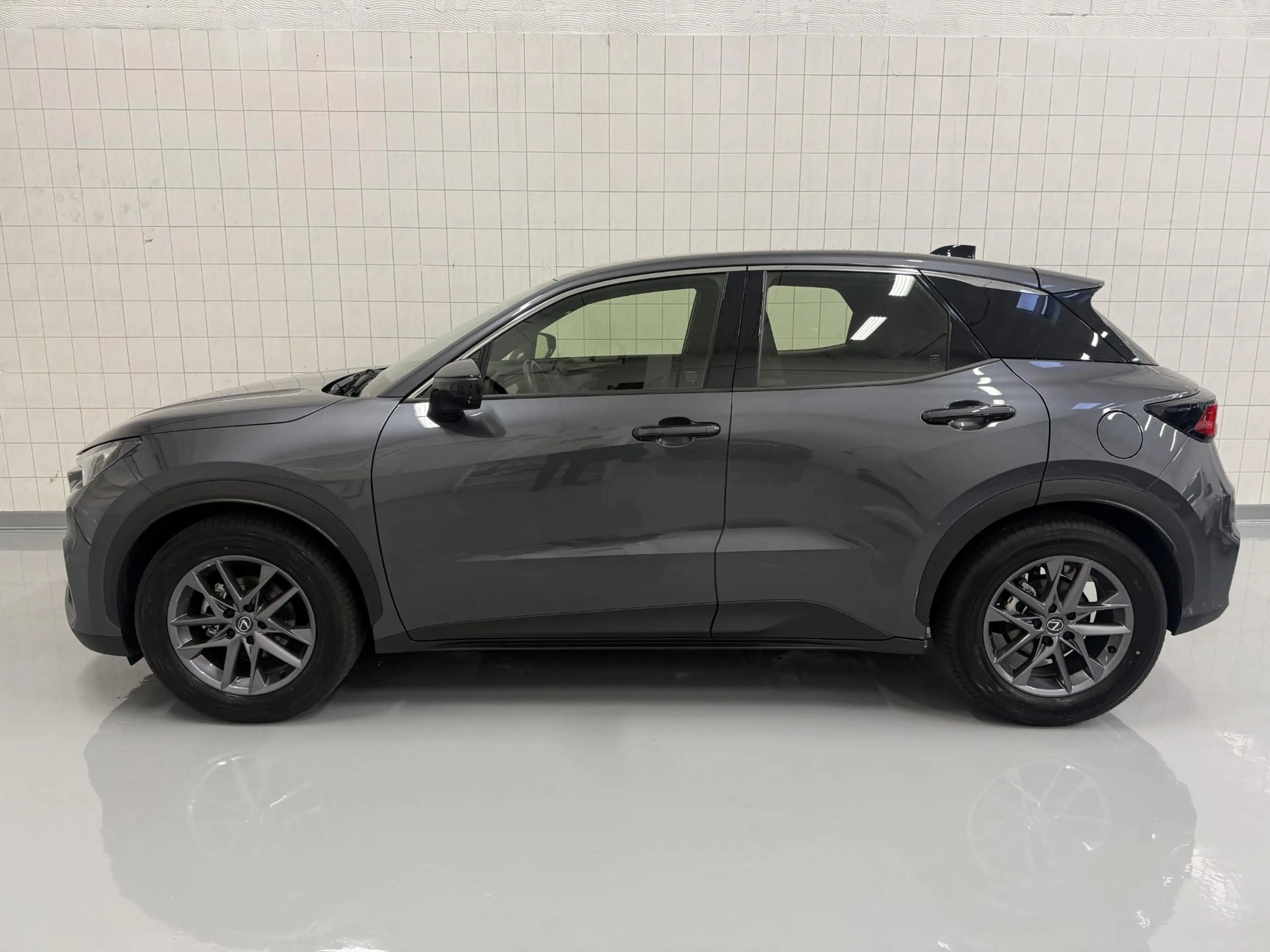 Lexus LBX Business Line 2WD Comfort + Safety Pack | Stoel- s — photo 7