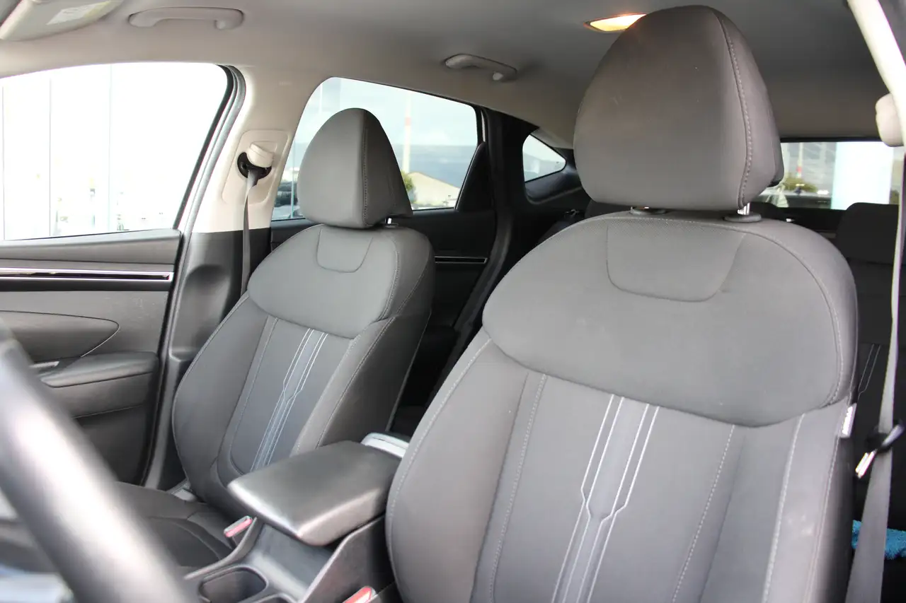 Hyundai TUCSON 1.6T Techno M6 150PK *CAM*APPLE/ANDROID*TREKHAAK*, миниатюра 10