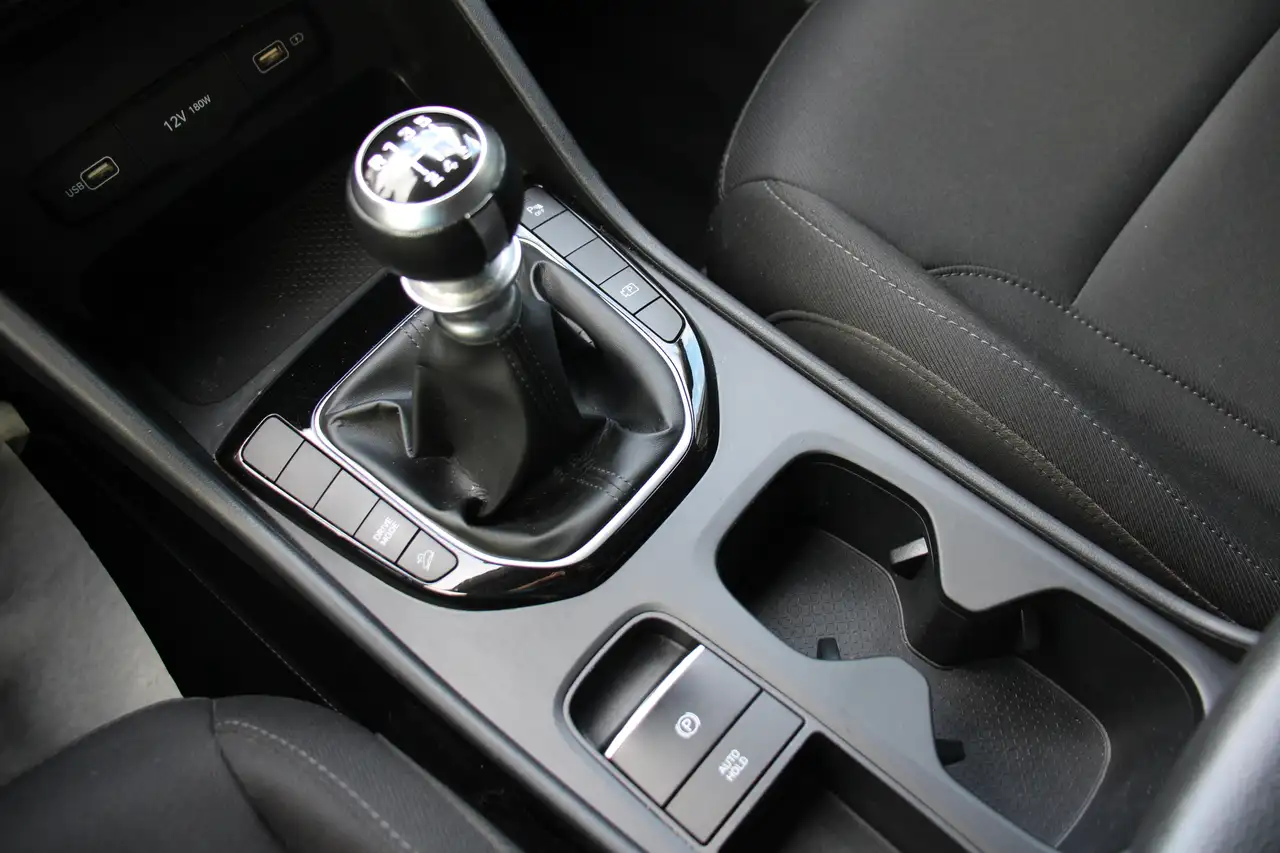 Hyundai TUCSON 1.6T Techno M6 150PK *CAM*APPLE/ANDROID*TREKHAAK*, миниатюра 21