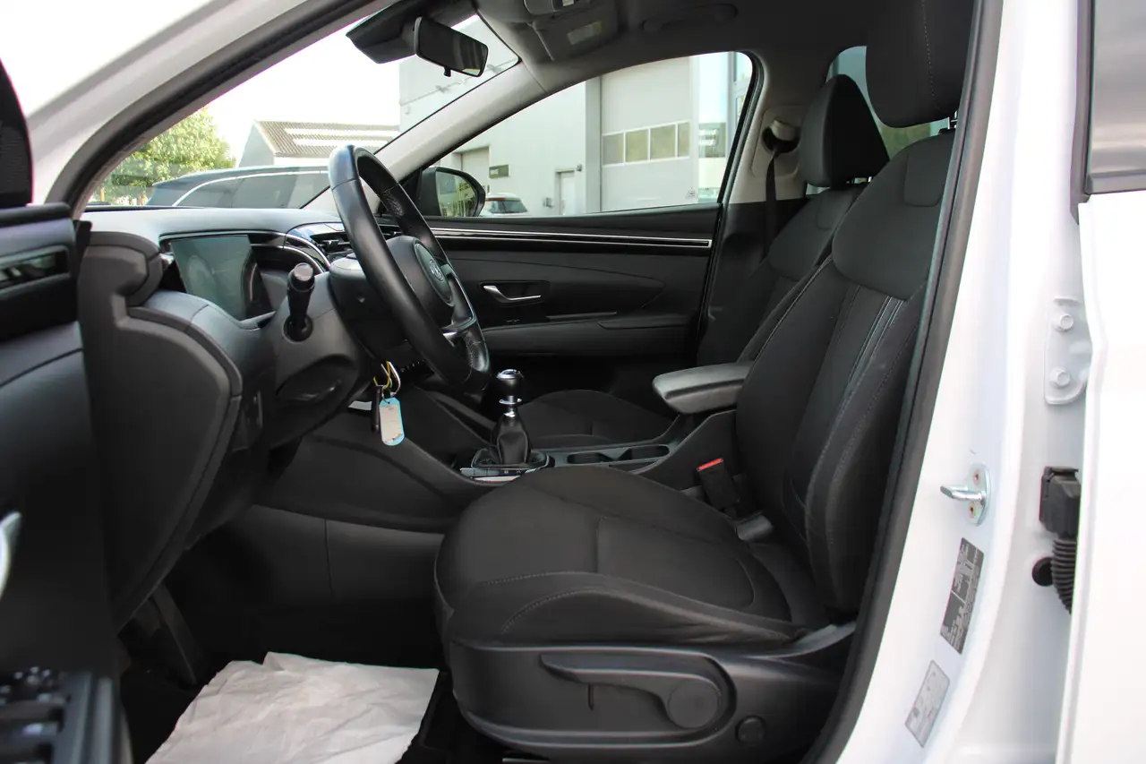 Hyundai TUCSON 1.6T Techno M6 150PK *CAM*APPLE/ANDROID*TREKHAAK*, миниатюра 9