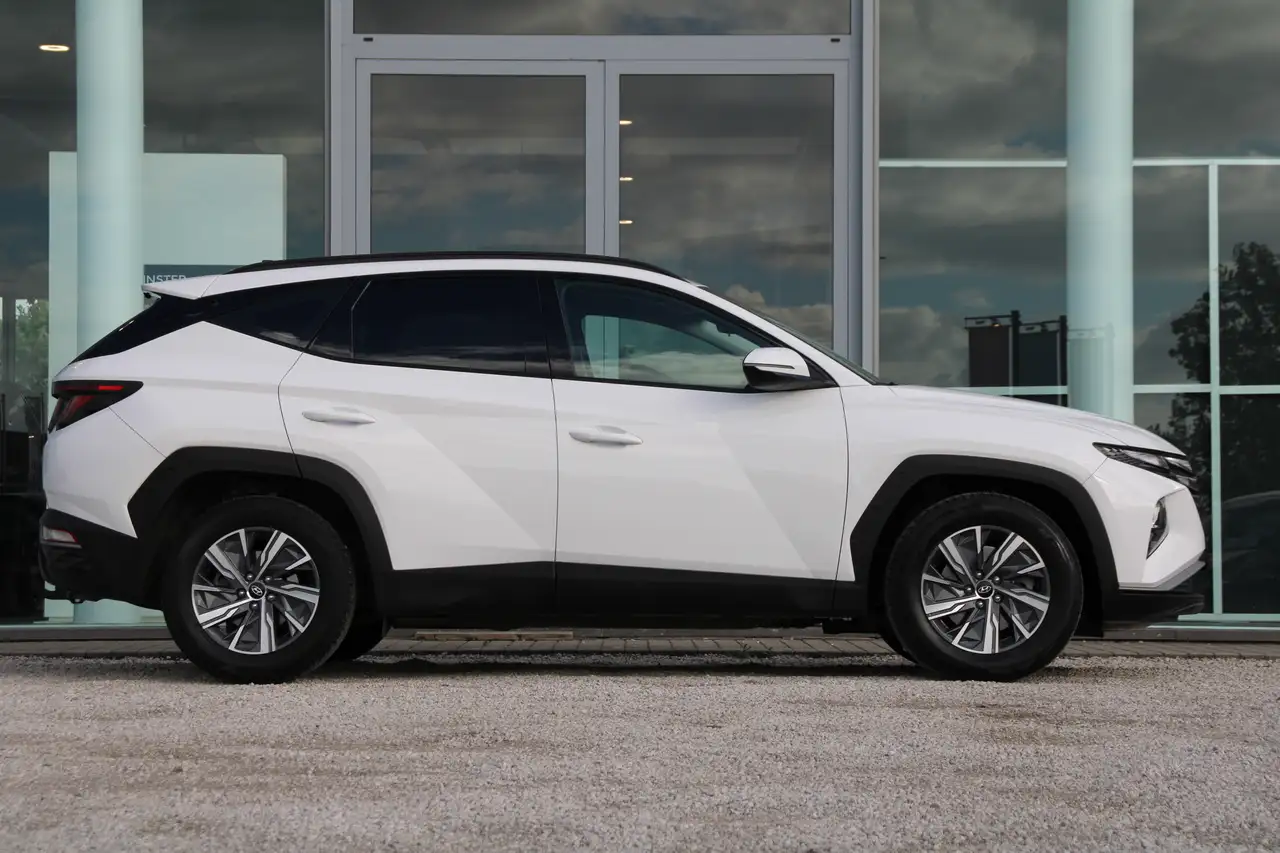 Hyundai TUCSON 1.6T Techno M6 150PK *CAM*APPLE/ANDROID*TREKHAAK*, миниатюра 2