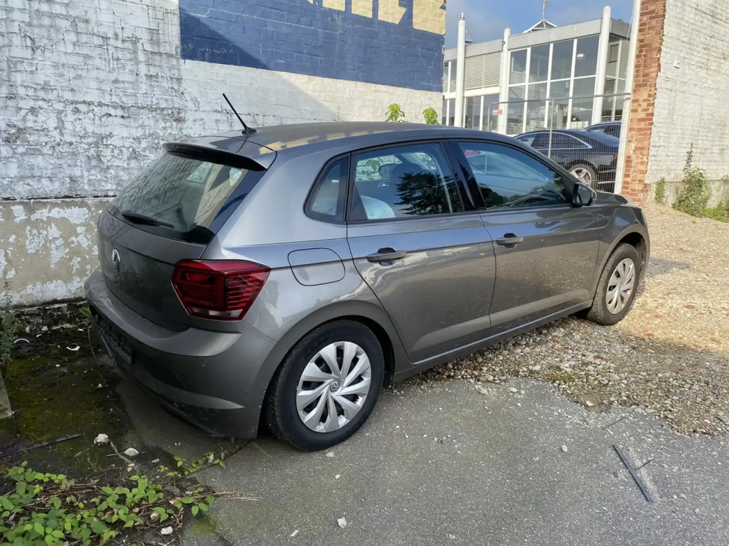 Volkswagen Polo 1.0 Comfortline Klima Einparkhilfe Sitzheizung Gri - 2