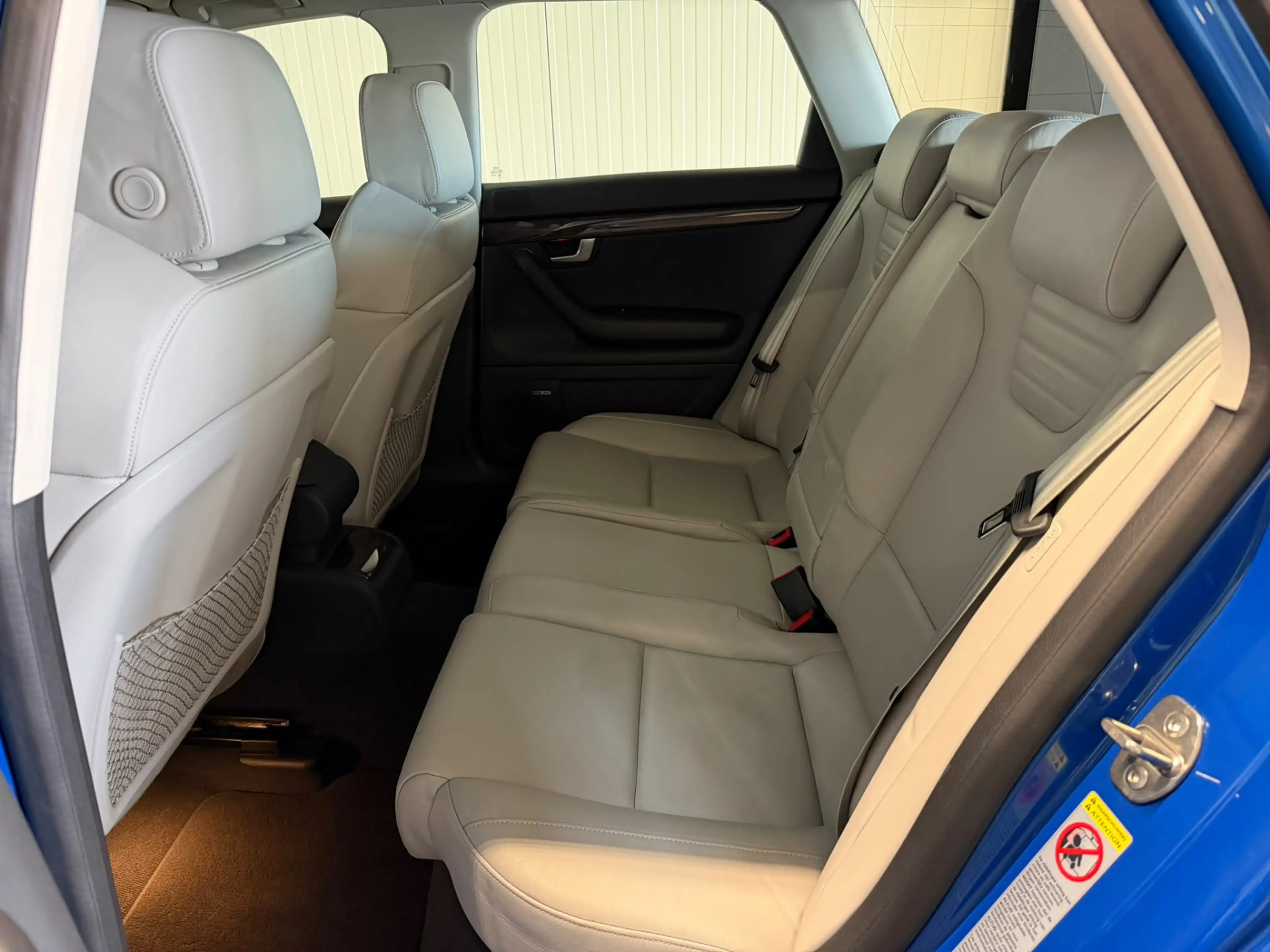Audi S4 Avant 4.2 V8 Quattro Pro Line Xenon Bose Dealer On — photo 21