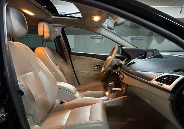 Renault Megane view 9