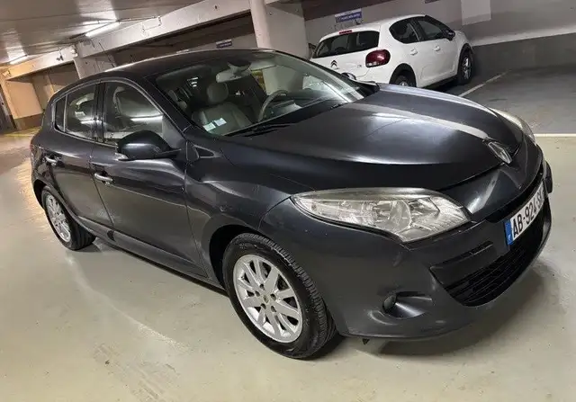 Renault Megane view 2