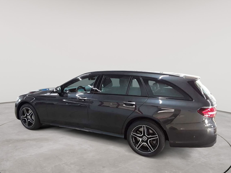Mercedes-Benz E 300 E 300 de 4Matic T 9G-AMG AHK BusiP AssiP — photo 6