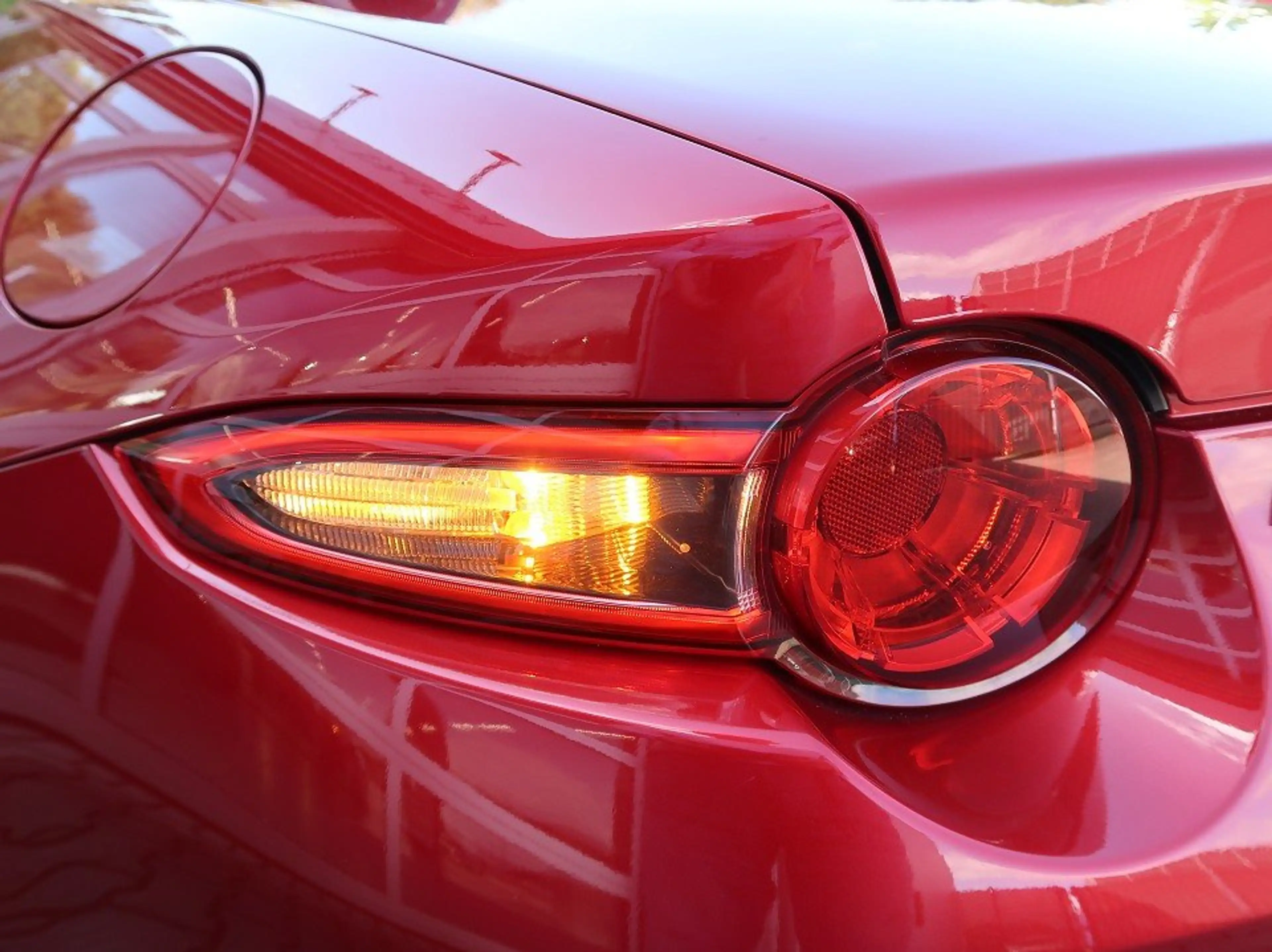 Mazda MX-5 *2. Damenhand*alle Wartungsnachweise*viele Extras* — photo 12