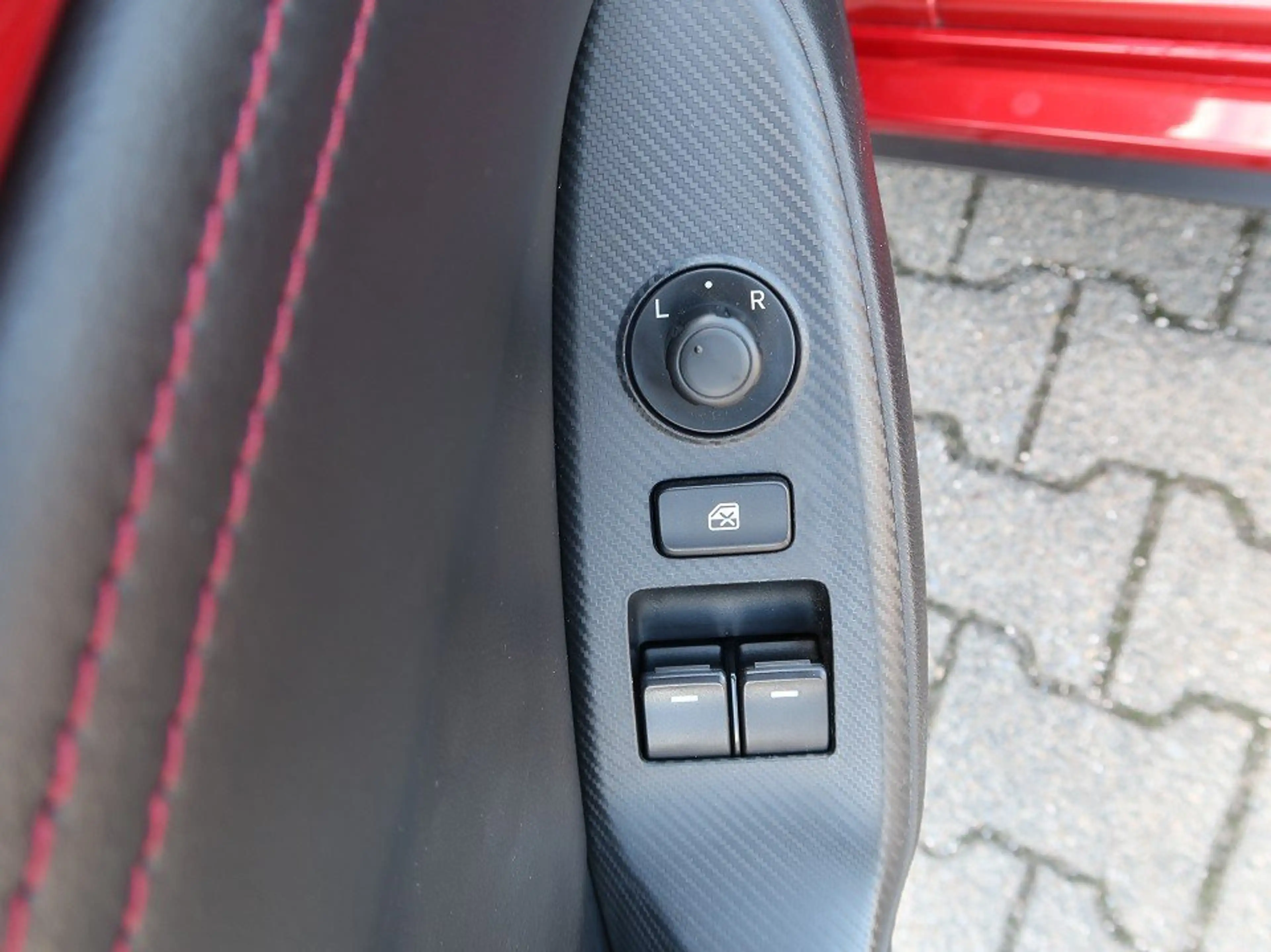 Mazda MX-5 *2. Damenhand*alle Wartungsnachweise*viele Extras* — photo 14