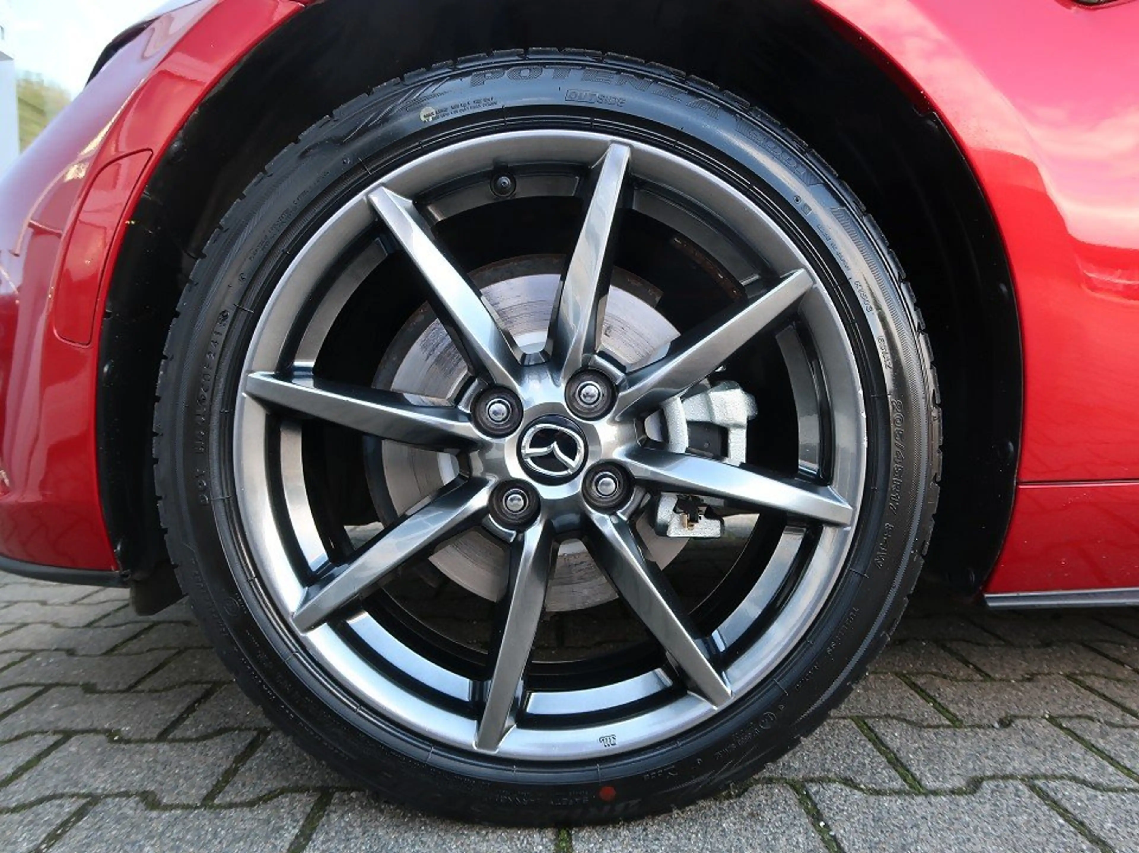 Mazda MX-5 *2. Damenhand*alle Wartungsnachweise*viele Extras* — photo 9