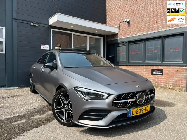 Mercedes-Benz CLA 200 Business Solution AMG Nap Pano