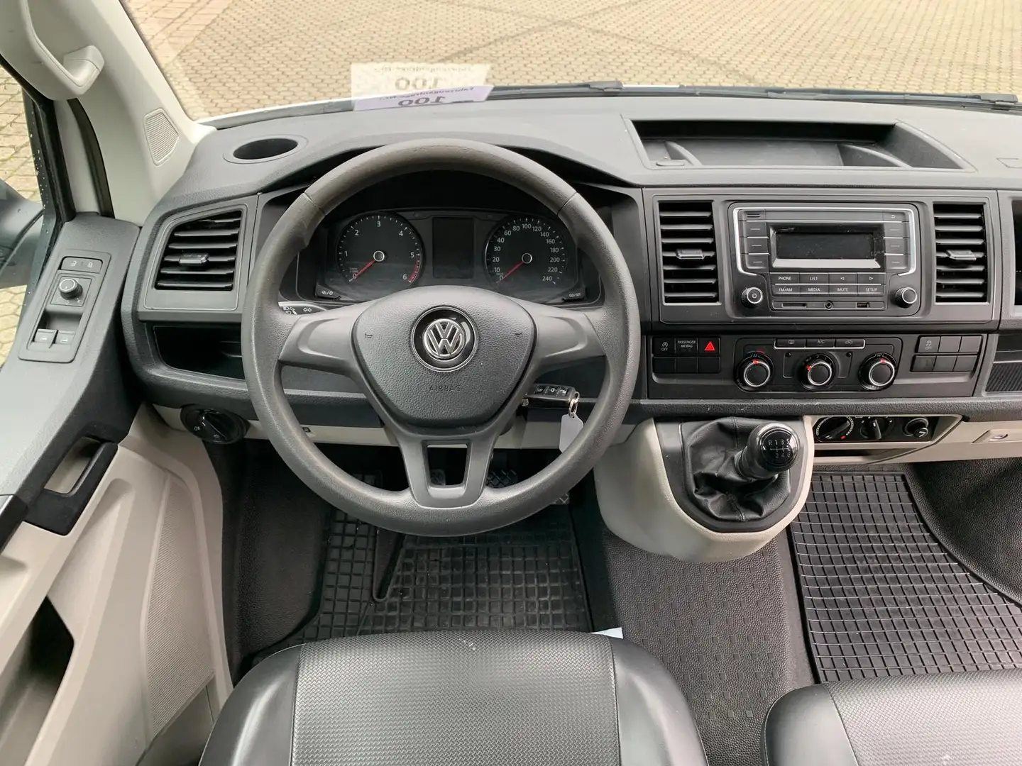 Volkswagen T6 Transporter T6 Kombi lang LR 4Motion 9-Sitzer Kunstleder AHK Bianco - 2