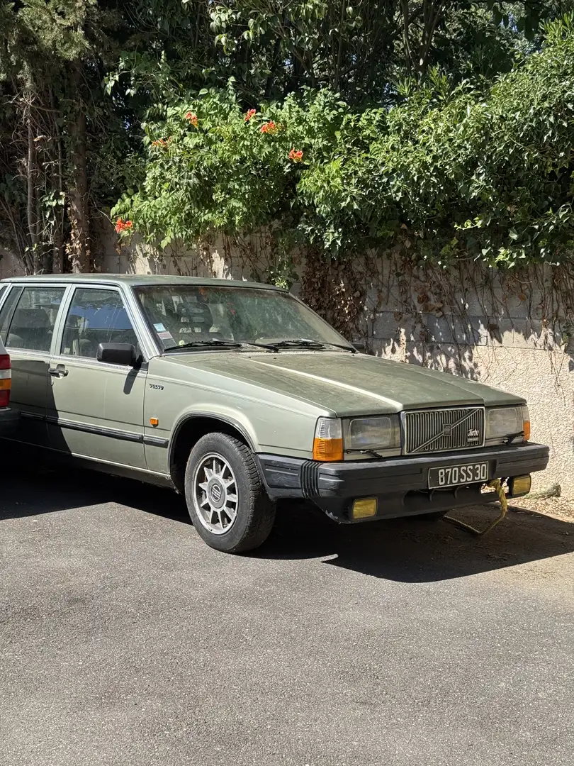 Volvo 760 - 1