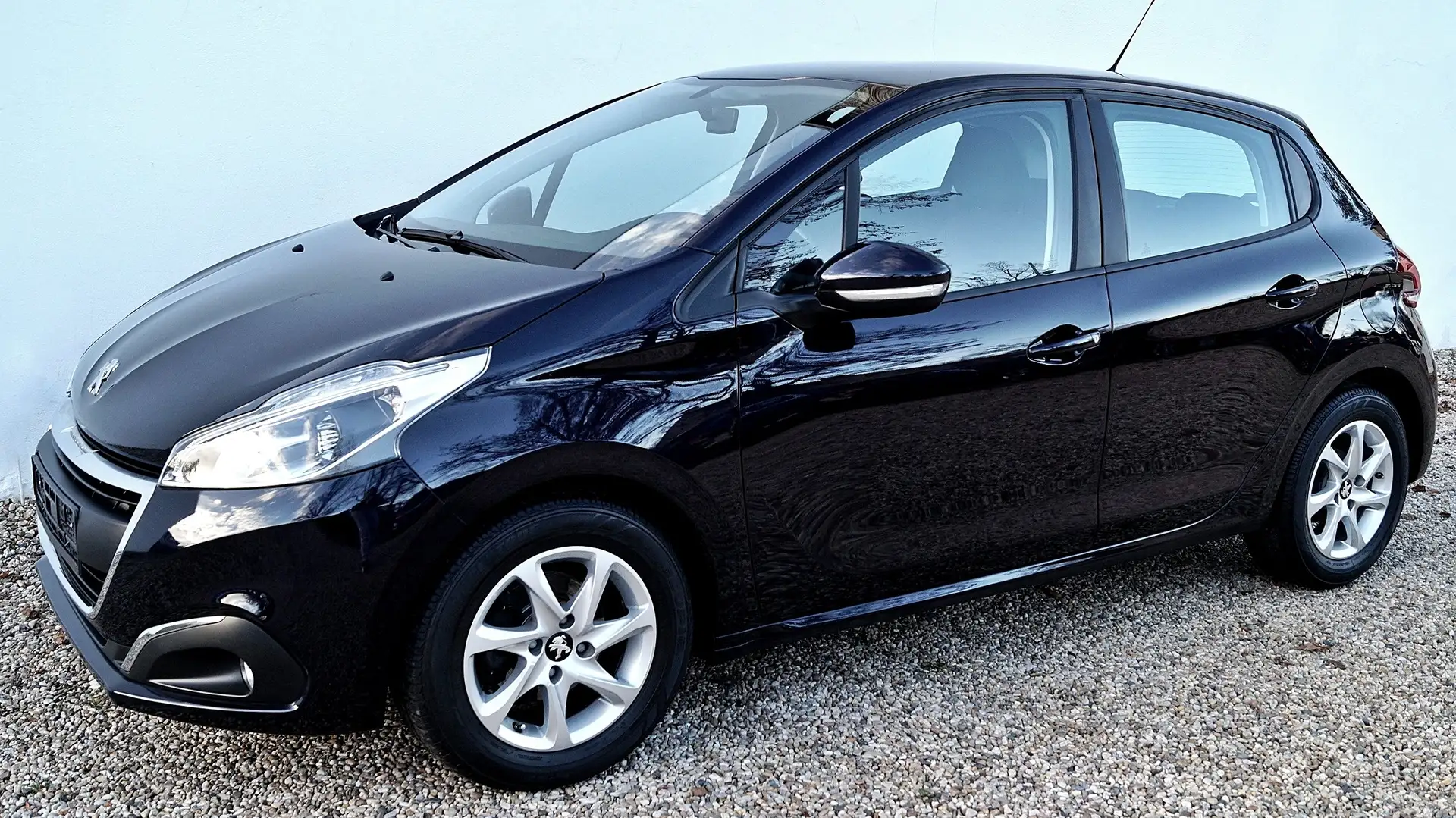 Peugeot 208 PURETECH 82 -ERSTBESITZ- *GEPRÜFTES FAHRZEUG* Blau - 2