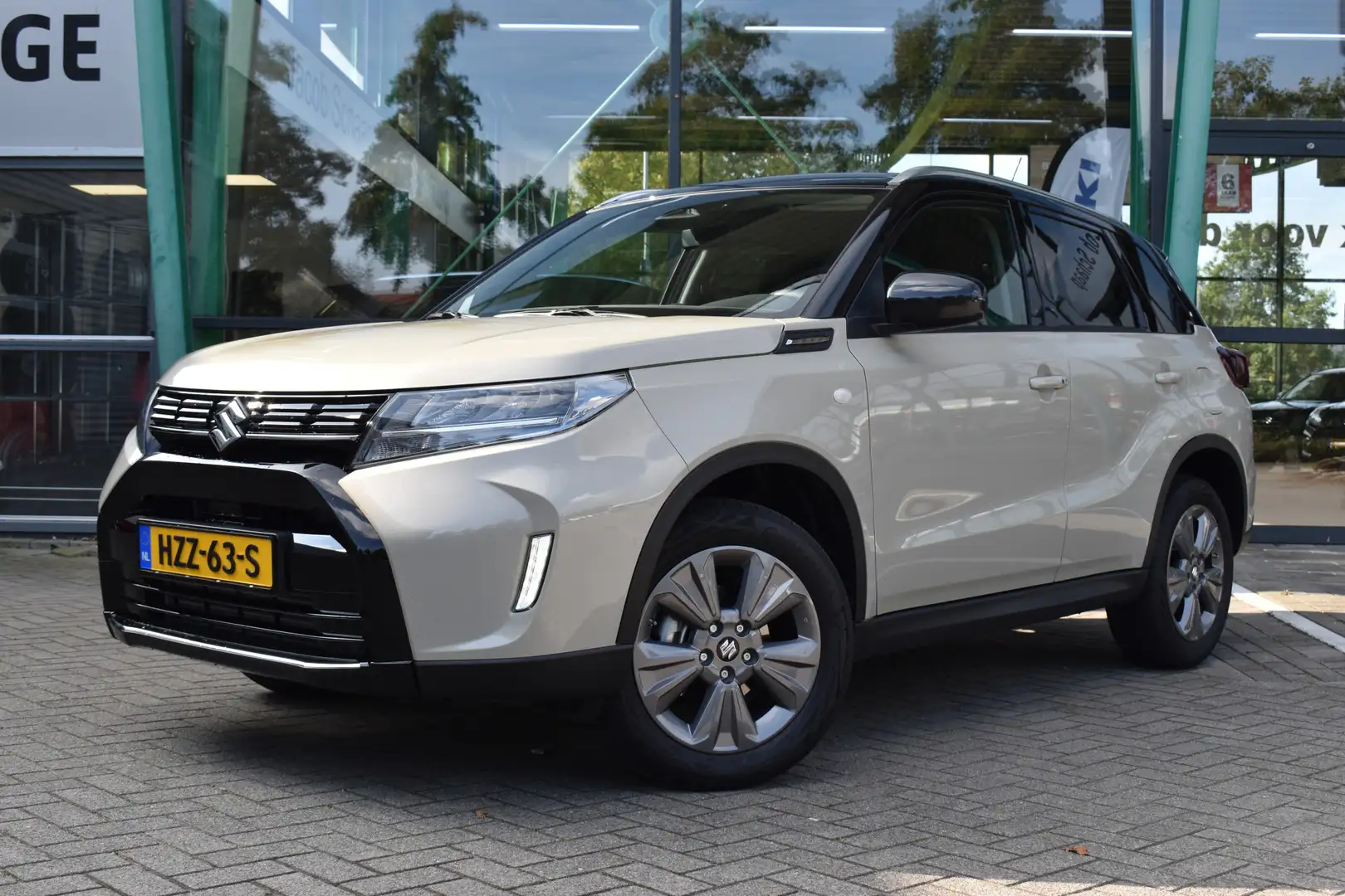 Suzuki Vitara 1.4 Boosterjet Select Hybrid Automaat 109pk | Crui Braun - 1