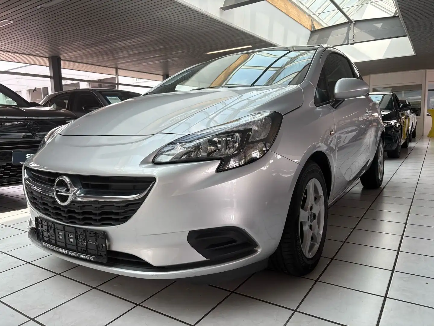 Opel Corsa Edition 3-trg. 1.4 66KW (90 PS) Plateado - 1