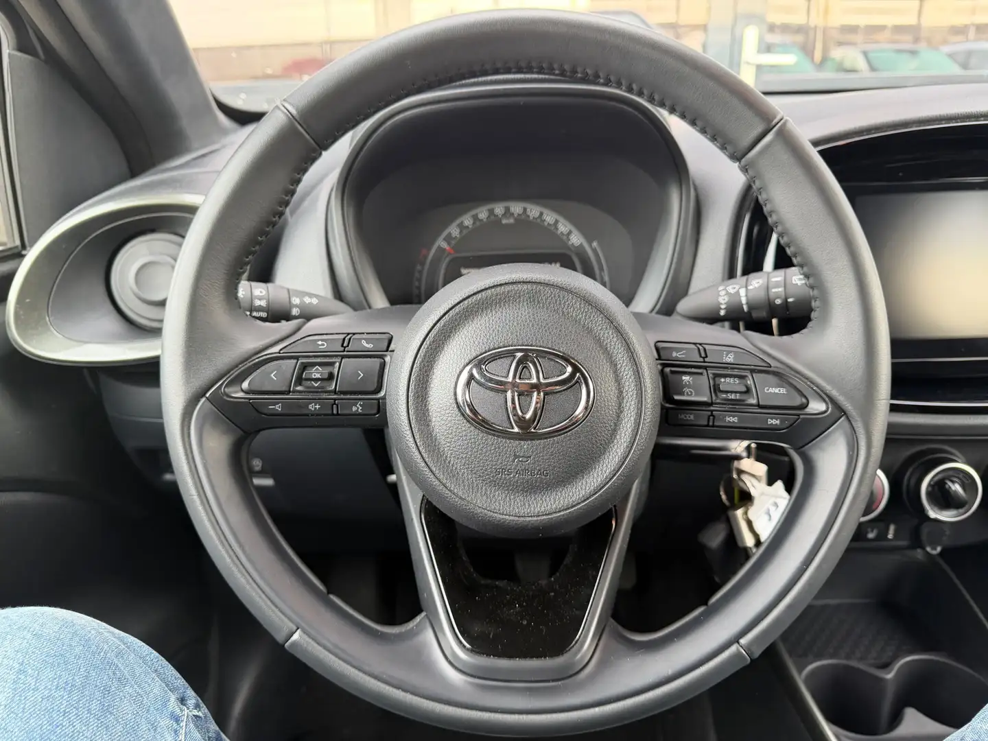 Toyota Aygo X 1.0 VVT-i MT Pulse Bi Tone|Cruisecontrol|Camera|Li Groen - 2