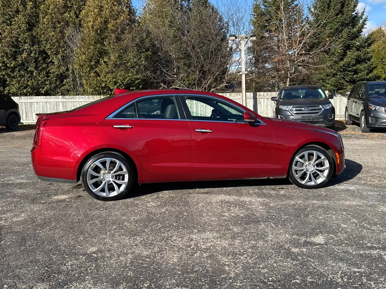 Cadillac ATS снимка Cadillac ATS