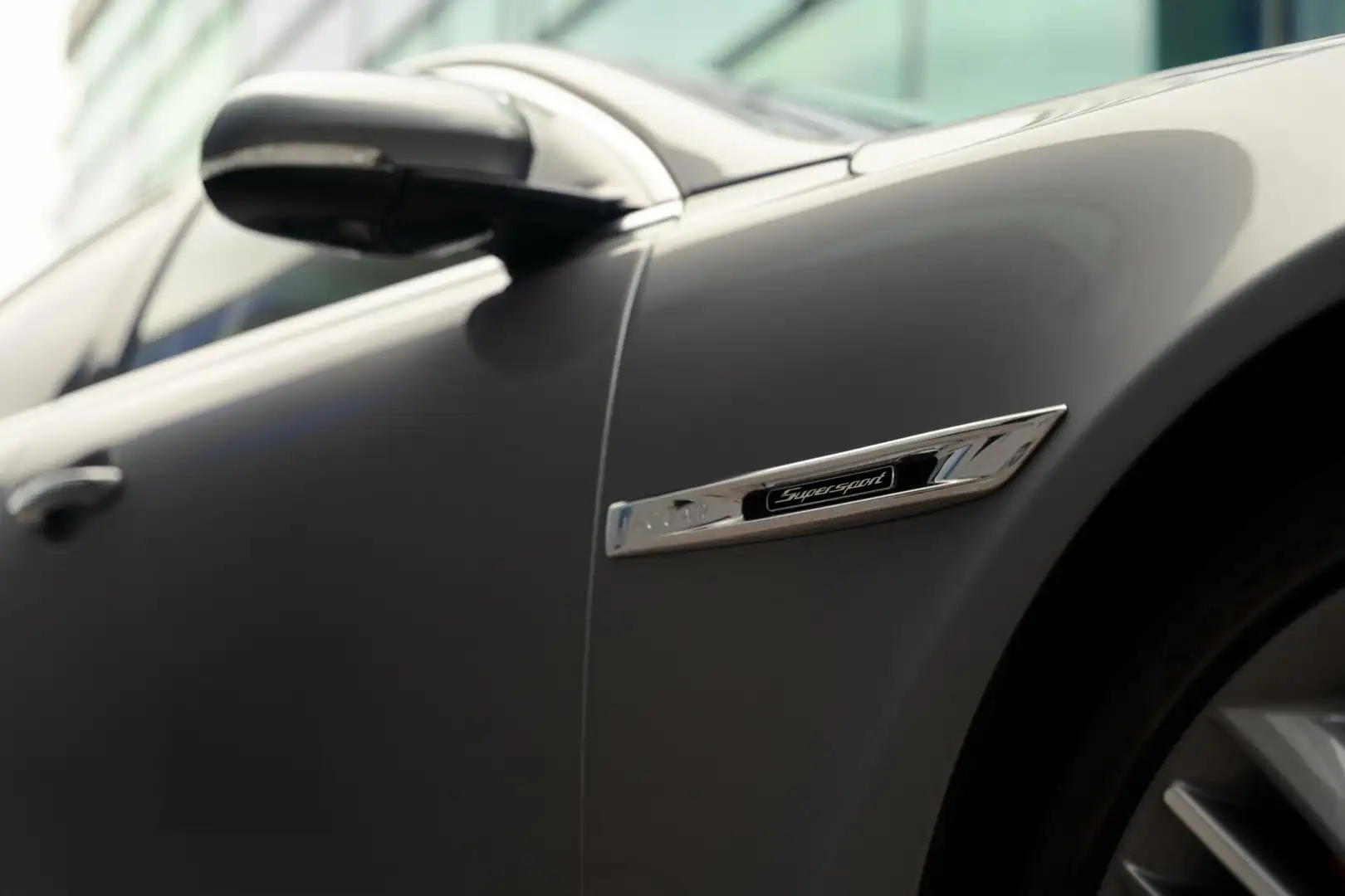Jaguar XJ L 5.0 V8 SC Supersport LWB Kroymans oh Gris - 2