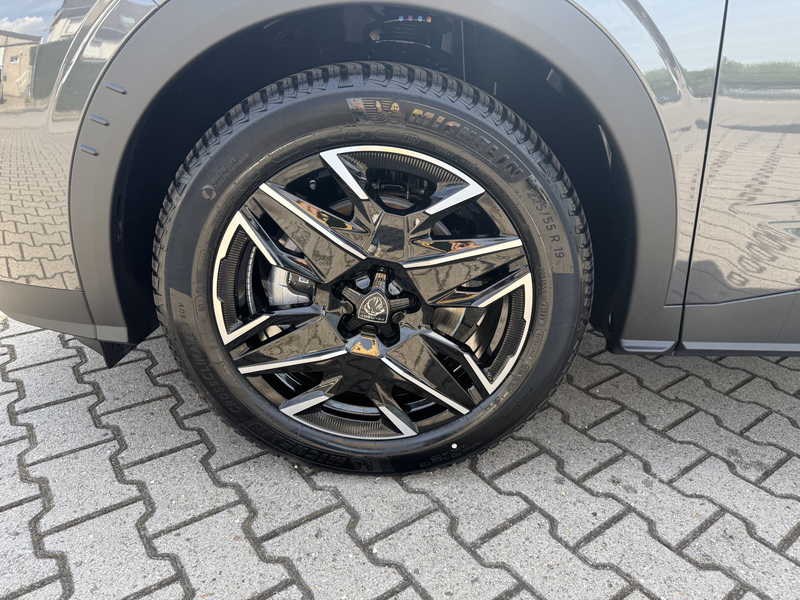 Peugeot 5008 Hybrid 145 GT, Schiebedach, ACC, AHK. — photo 9