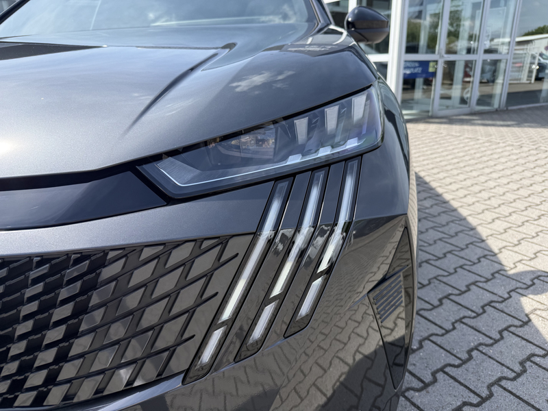 Peugeot 5008 Hybrid 145 GT, Schiebedach, ACC, AHK. — photo 10