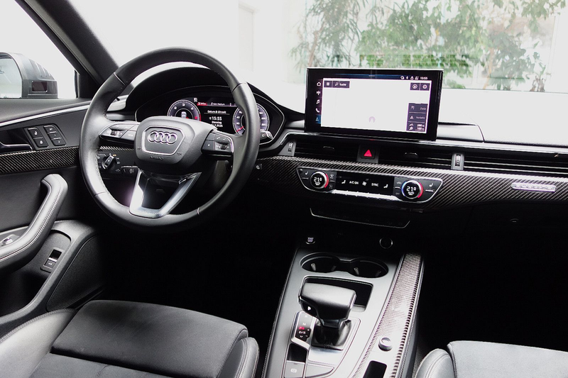 Audi A4 allroad quattro 50 TDI Leder/MMI/virtual/AHK — photo 11