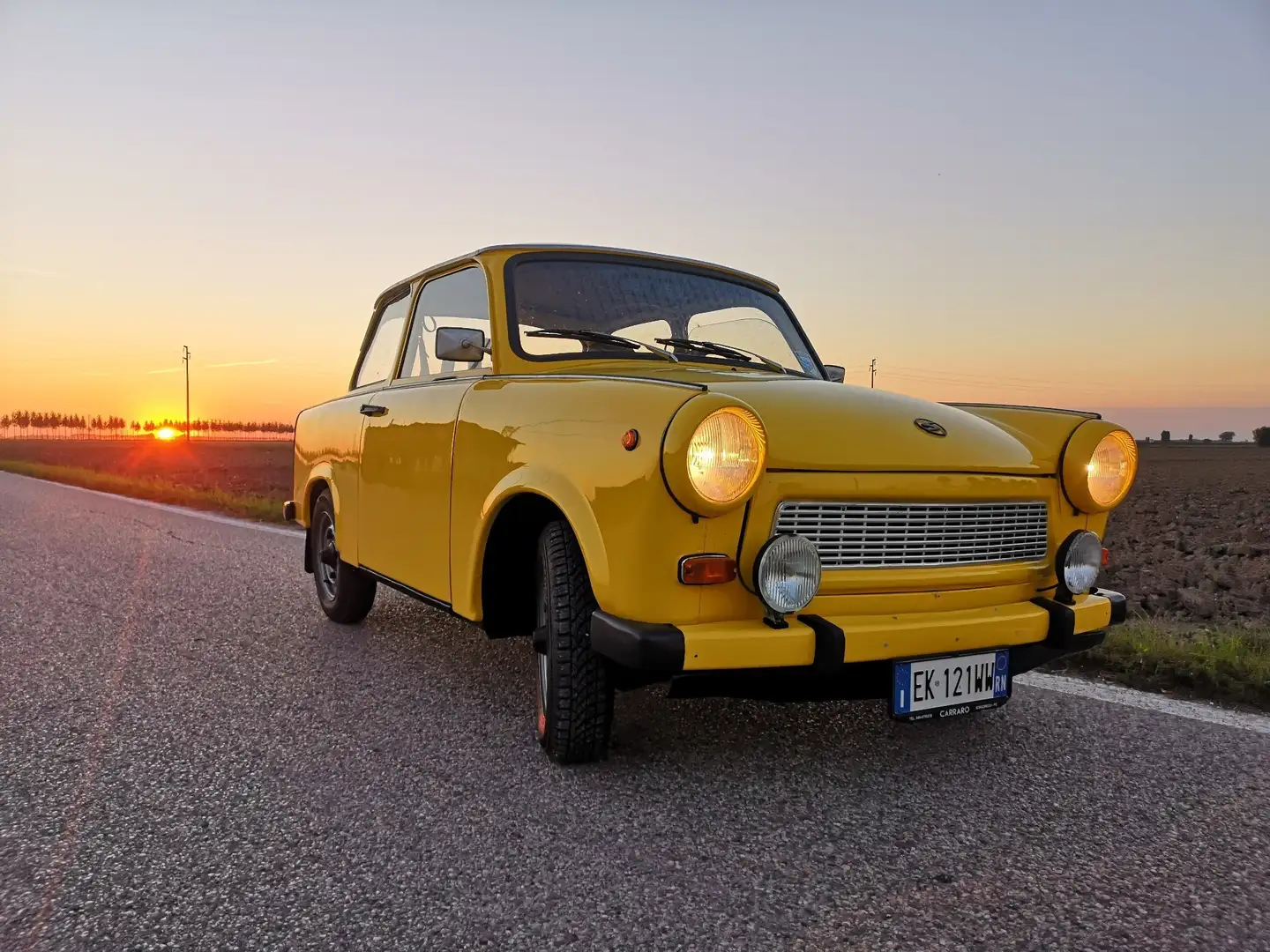 Trabant P601 S Limousine Galben - 1