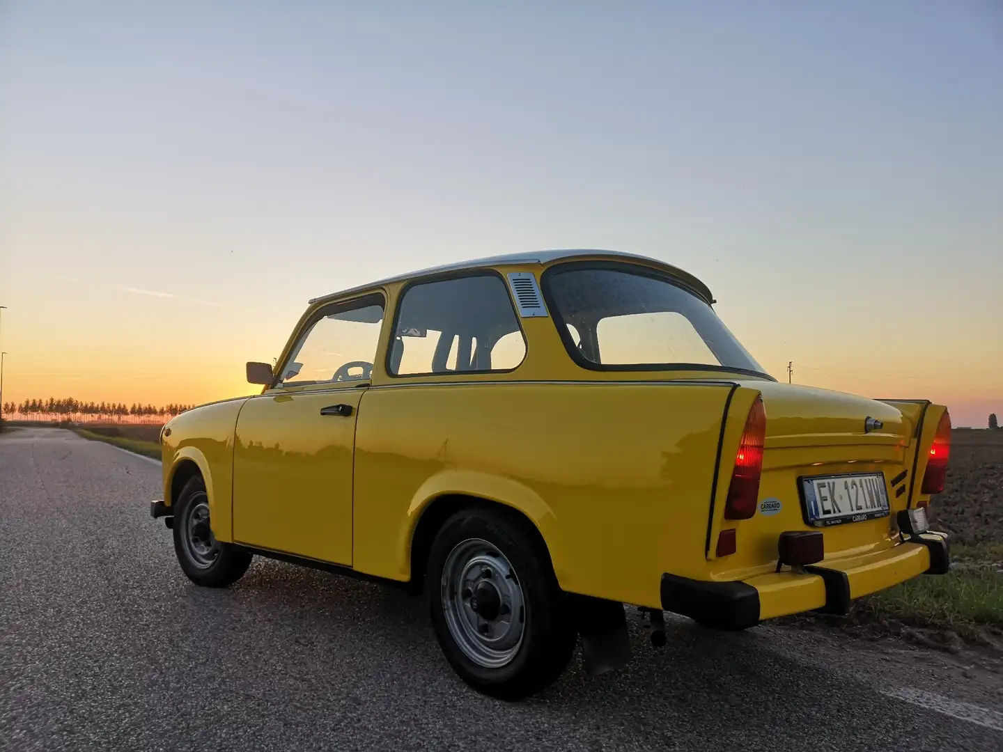 Trabant P601 S Limousine Galben - 2