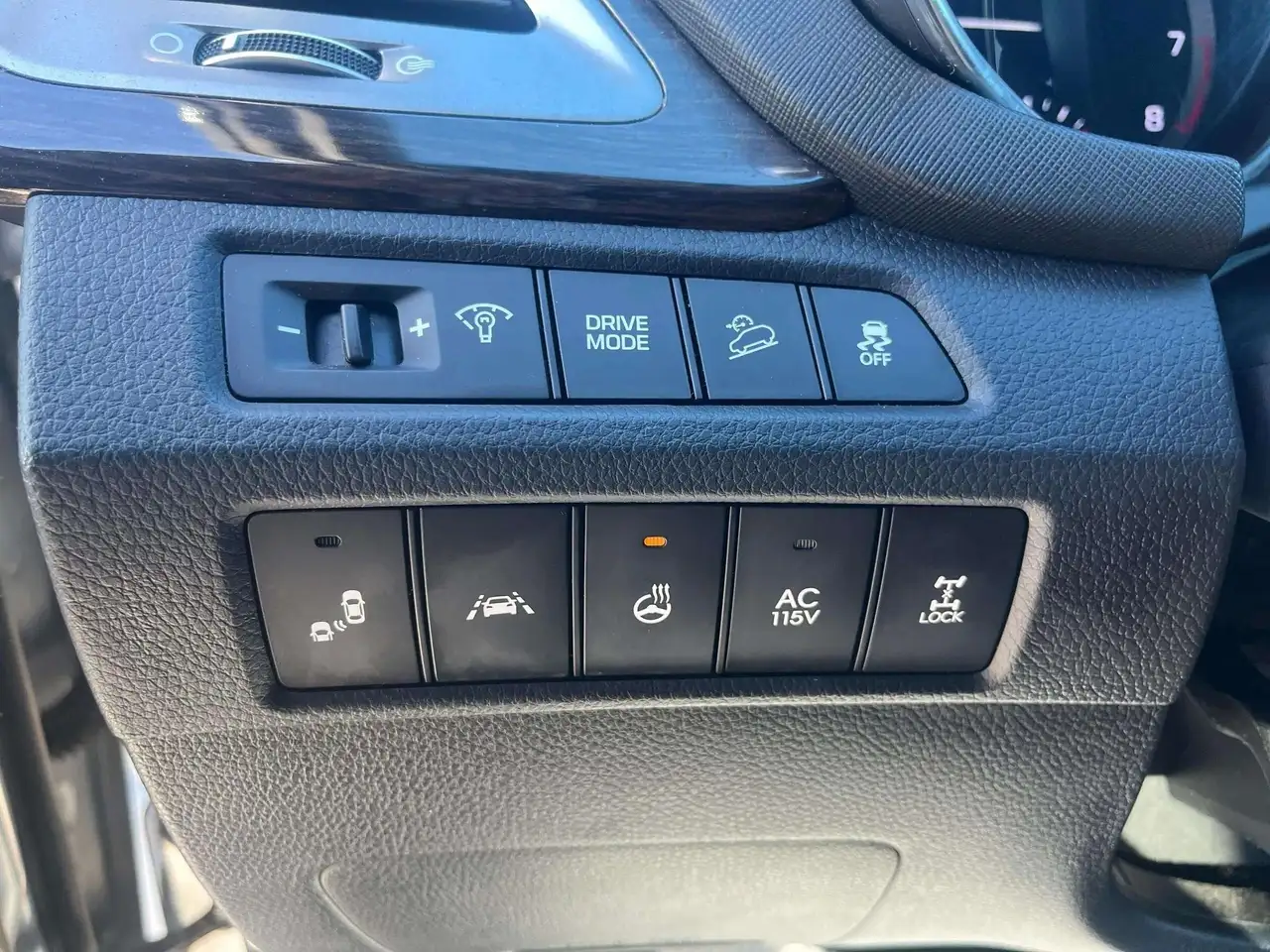 Hyundai SANTA FE снимка Hyundai SANTA FE