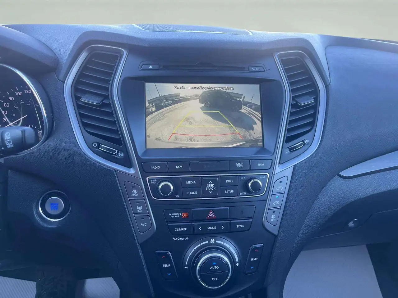 Hyundai SANTA FE снимка Hyundai SANTA FE