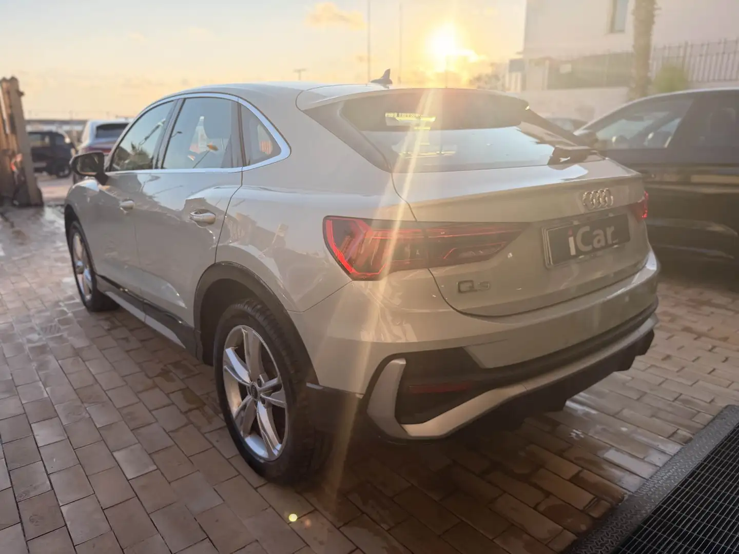 Audi Q3 SPORTBACK 35 2.0 TDI S LINE EDITION S-TRONIC - foto 2