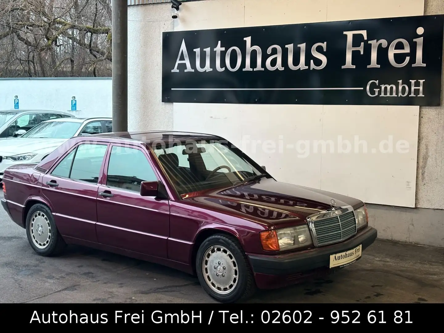Mercedes-Benz 190 E 1.8 AVANTGARDE*ROSSO*H-ZULASSUNG-2022 Rouge - 1