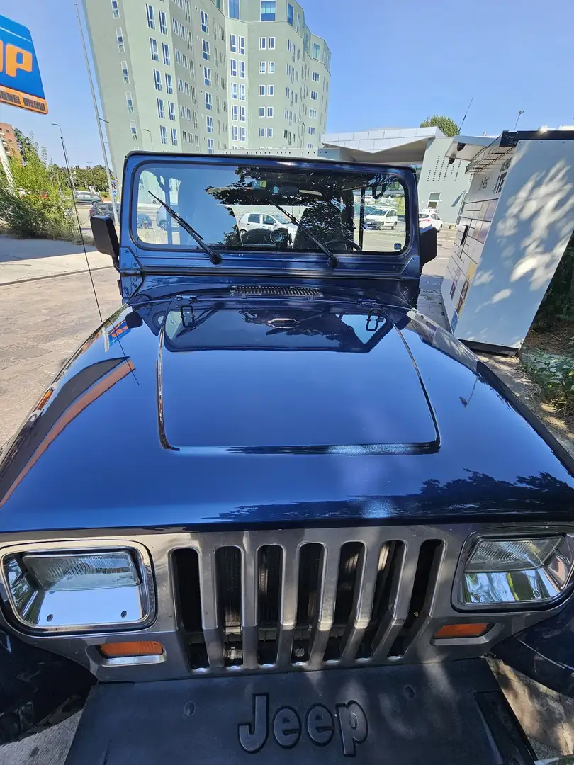 Jeep Wrangler Hard Top 2.5 Laredo - 1