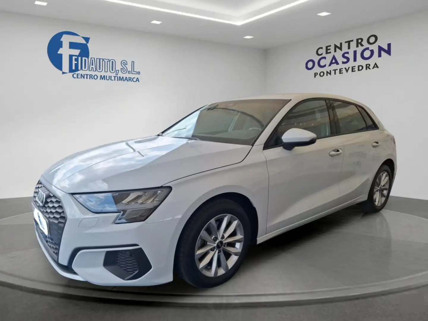 Audi A3 Sportback 35 TFSI 110kW (150CV) Blanco - 2