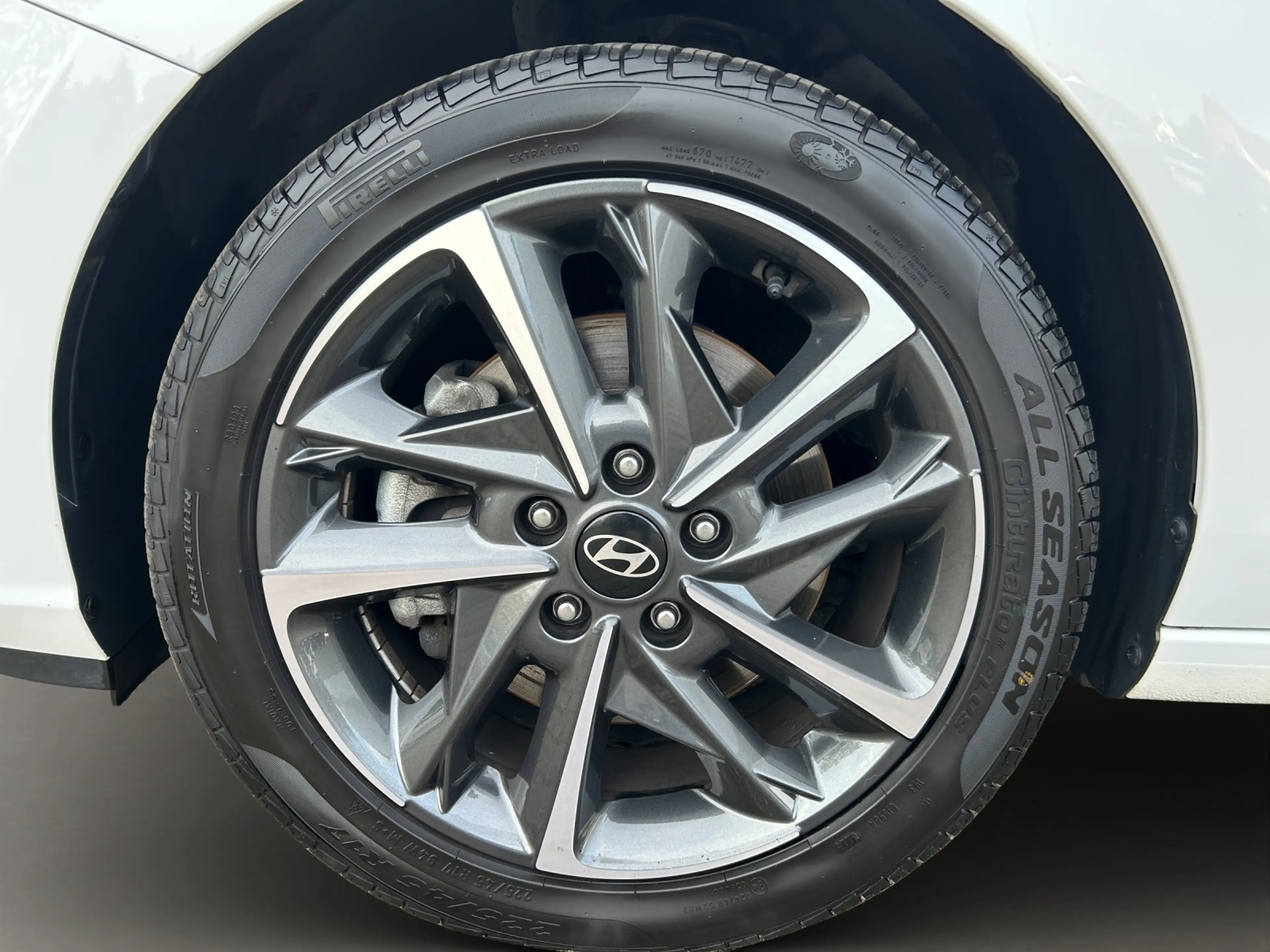 Hyundai i30 1.5 T-GDI 48V 7-DCT Advantage 17LM GJR LED NAVI — photo 15
