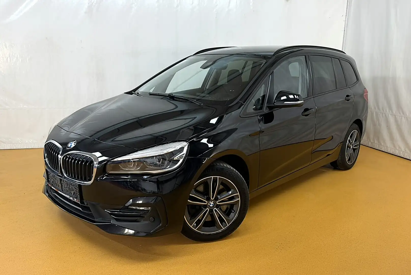 BMW 218 d Gran Tourer Sport Line Schwarz - 1