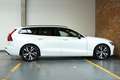 Volvo V60 B4 R-Design | Apple carplay/Android auto | Verwarm Weiß - thumbnail 4