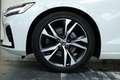 Volvo V60 B4 R-Design | Apple carplay/Android auto | Verwarm Weiß - thumbnail 8
