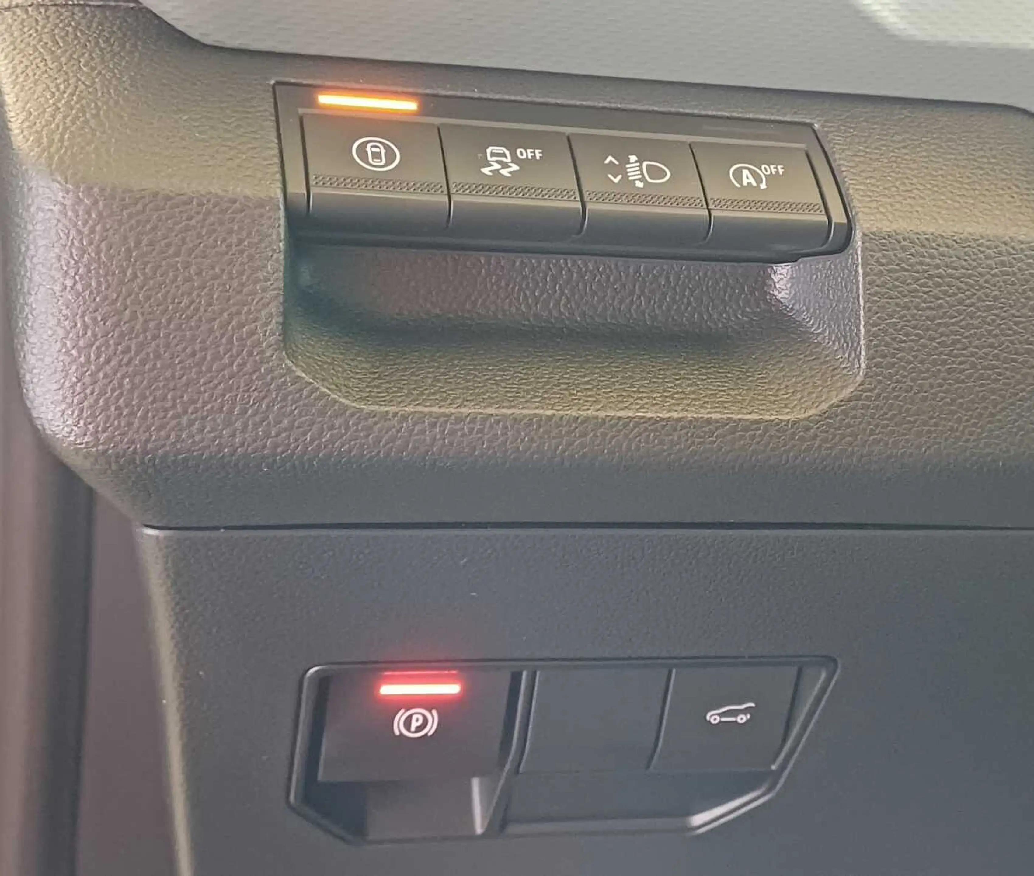 Dacia Bigster — photo 15