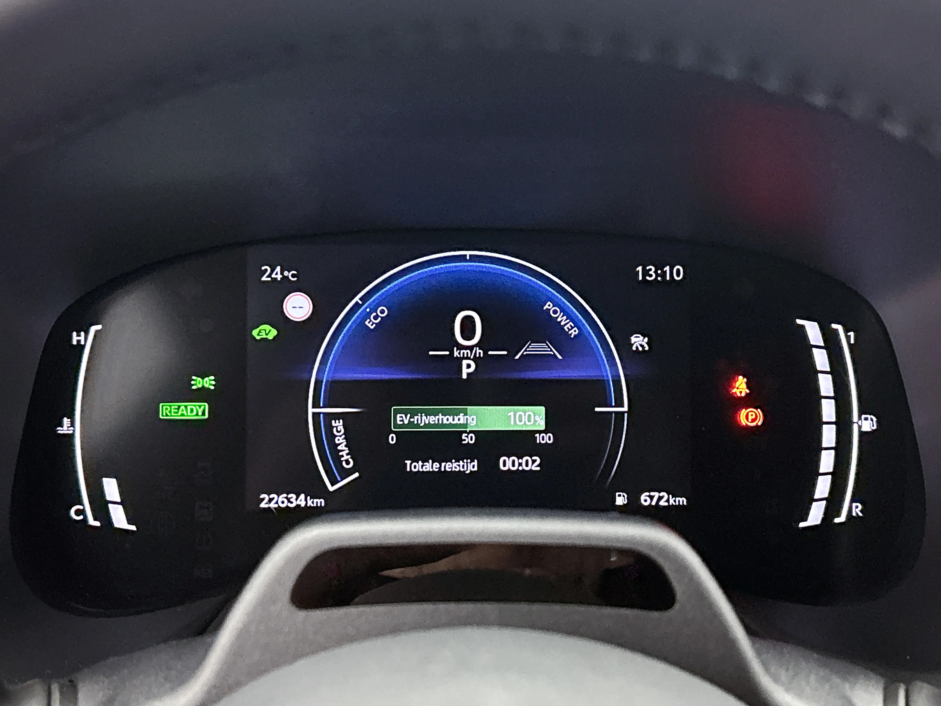 Toyota Aygo X Hybrid 115 play — photo 5