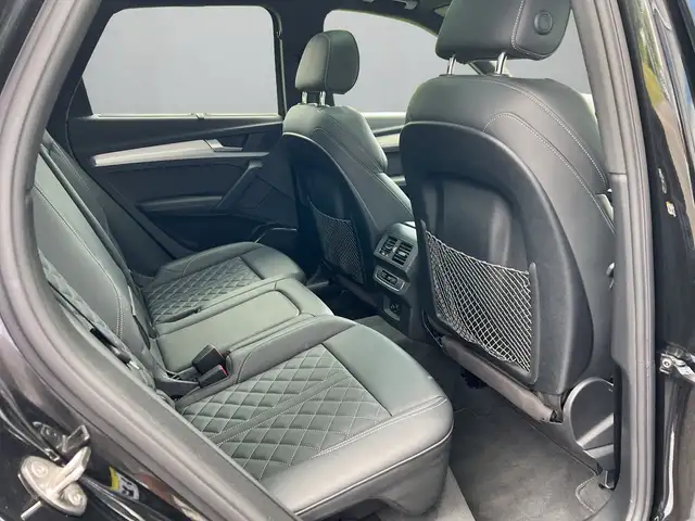 Audi SQ5 view 12