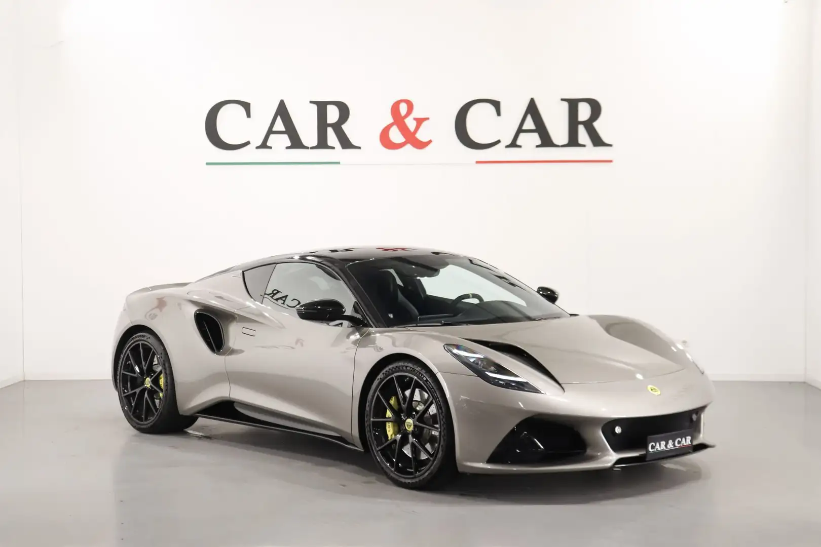 Lotus Emira V6 Supercharged First Edition Argento - 1