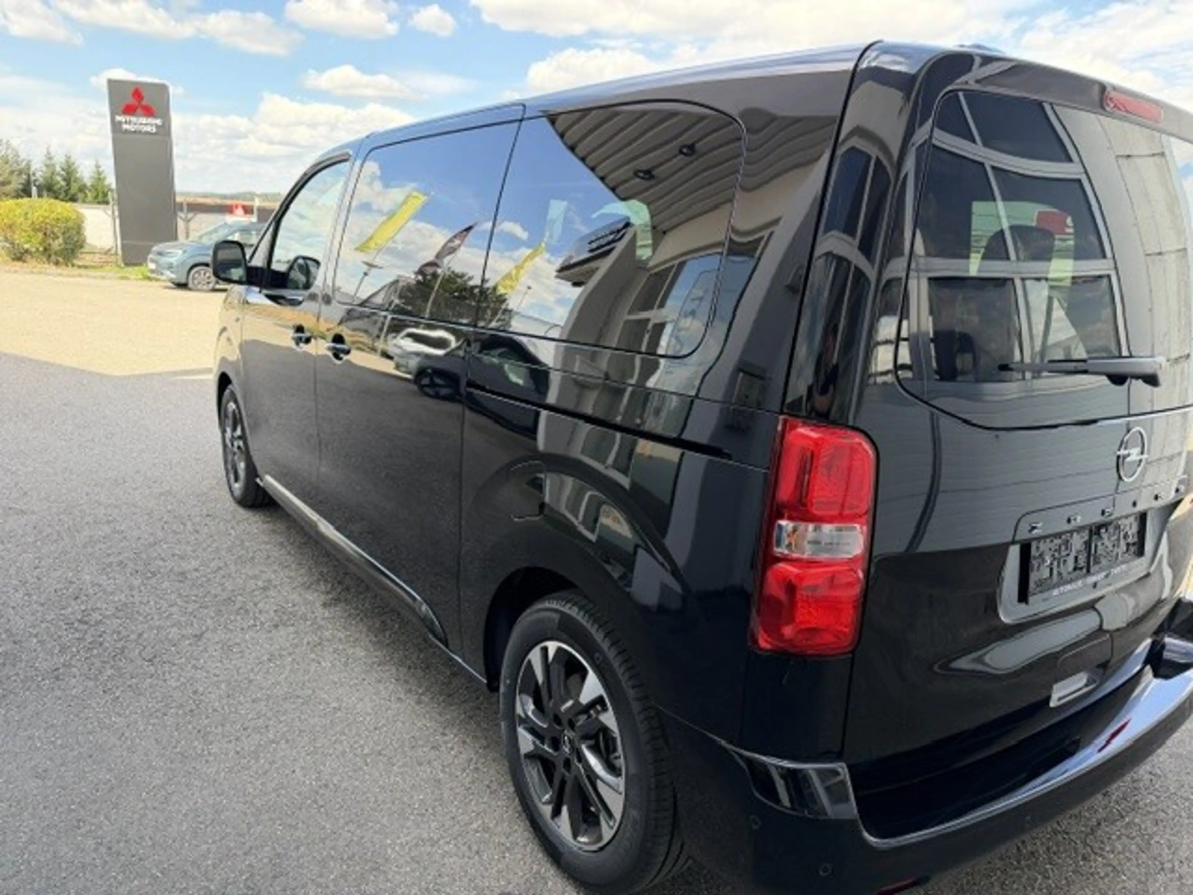 Opel Zafira 2,2 Diesel L GS Aut. — photo 7
