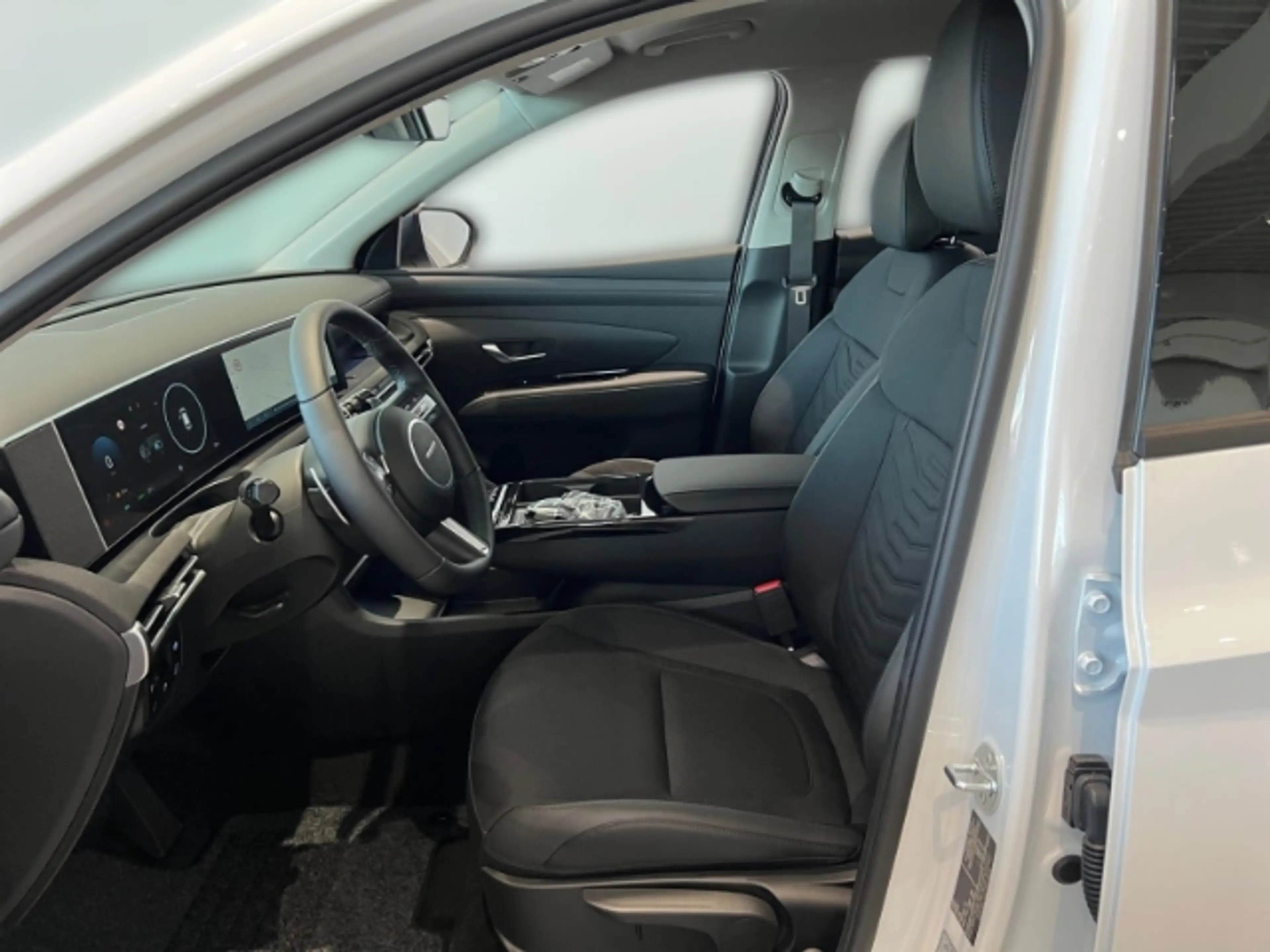 Hyundai TUCSON Trend Hybrid 2WD Navi Digitales Cockpit LED ACC El — photo 7