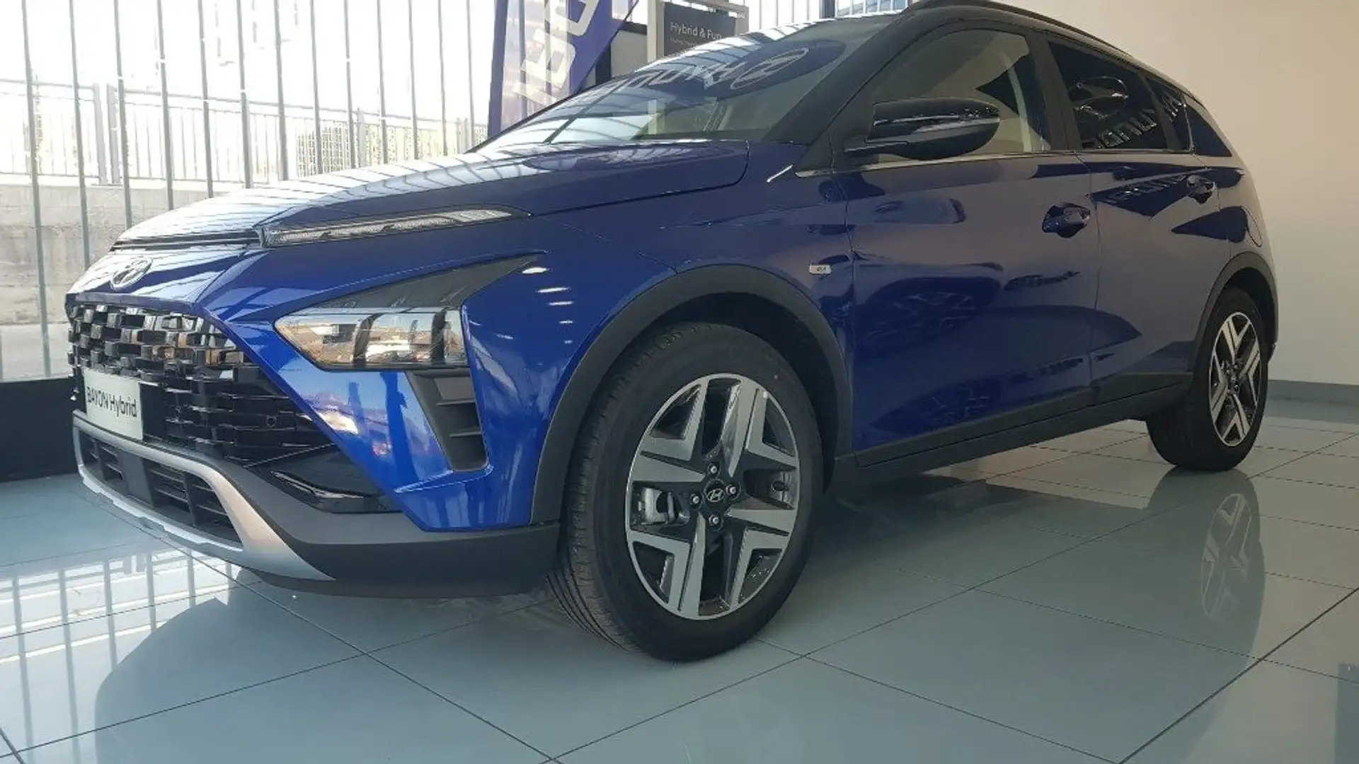 Hyundai BAYON 1.0 T-GDI Hybrid 48V iMT XClass Rosso - 1