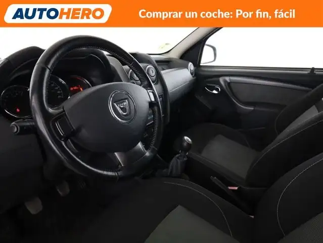 Dacia Duster view 13