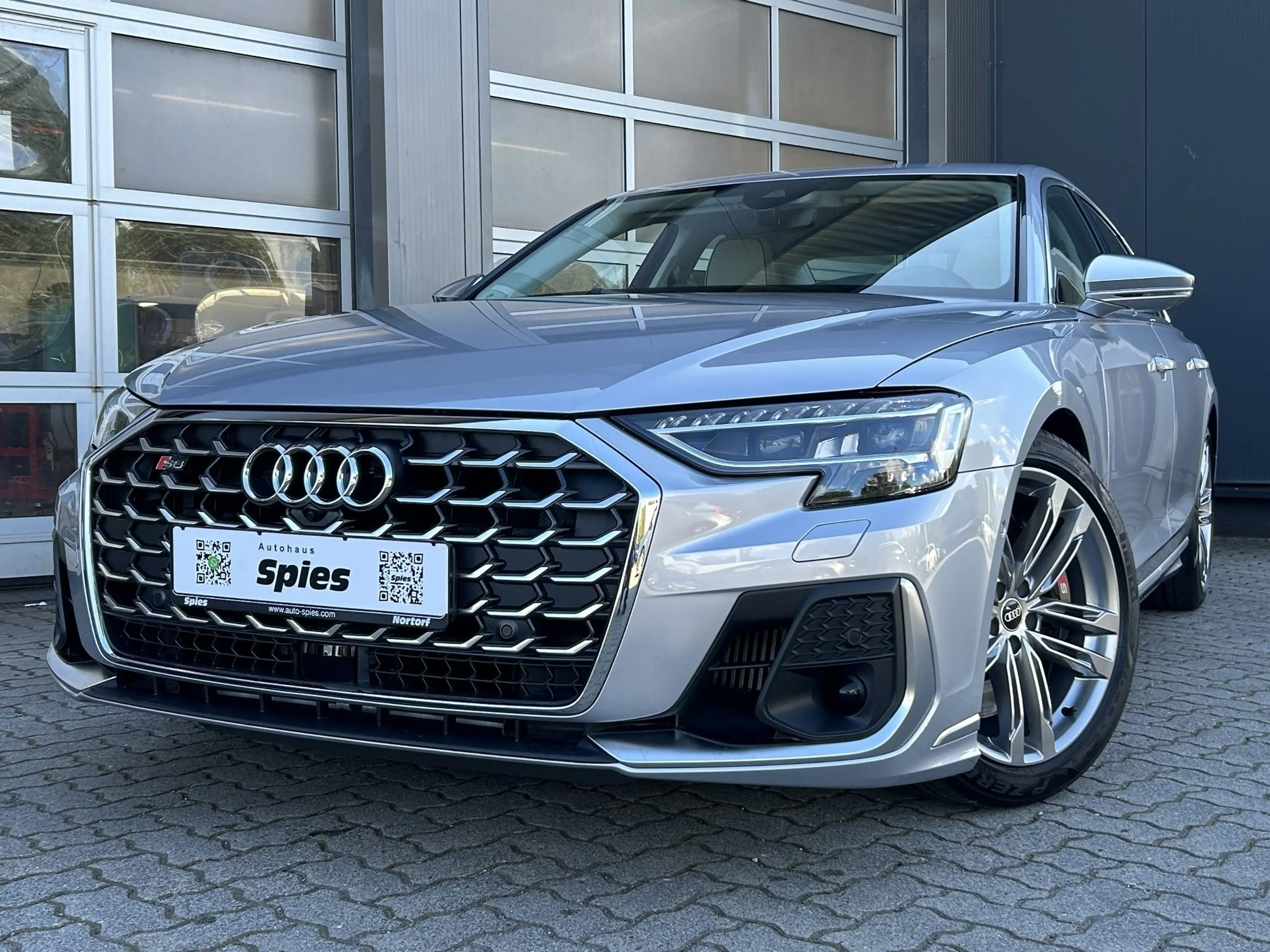 Audi S8 4.0 TFSI / B&O / 360° / Massage / Standhzg — photo 2