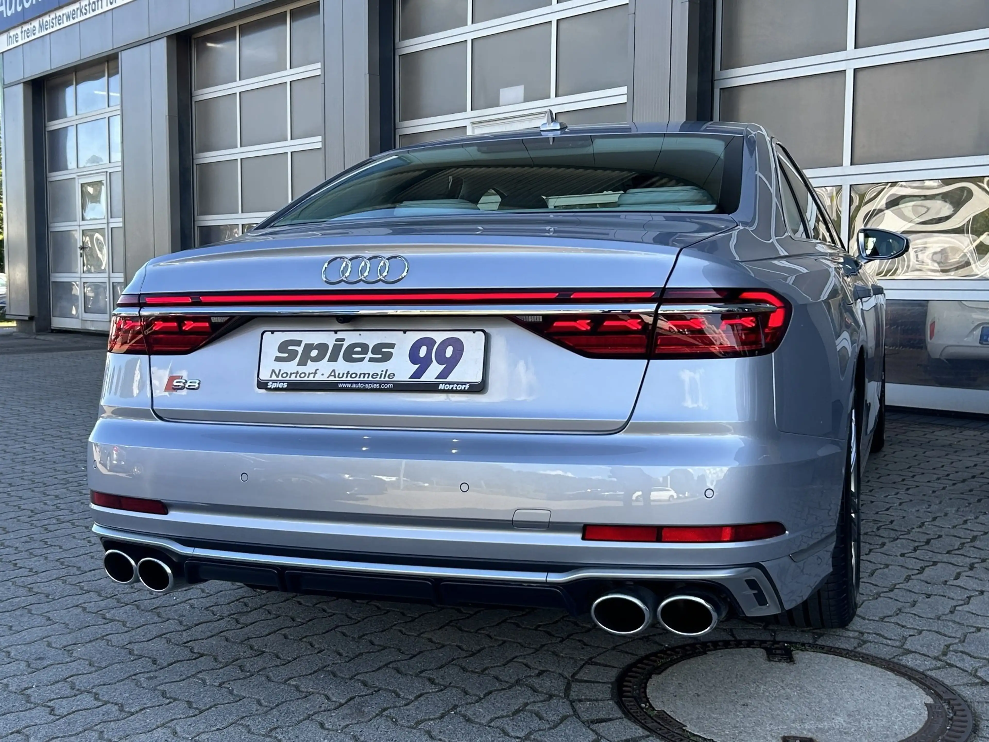 Audi S8 4.0 TFSI / B&O / 360° / Massage / Standhzg — photo 9