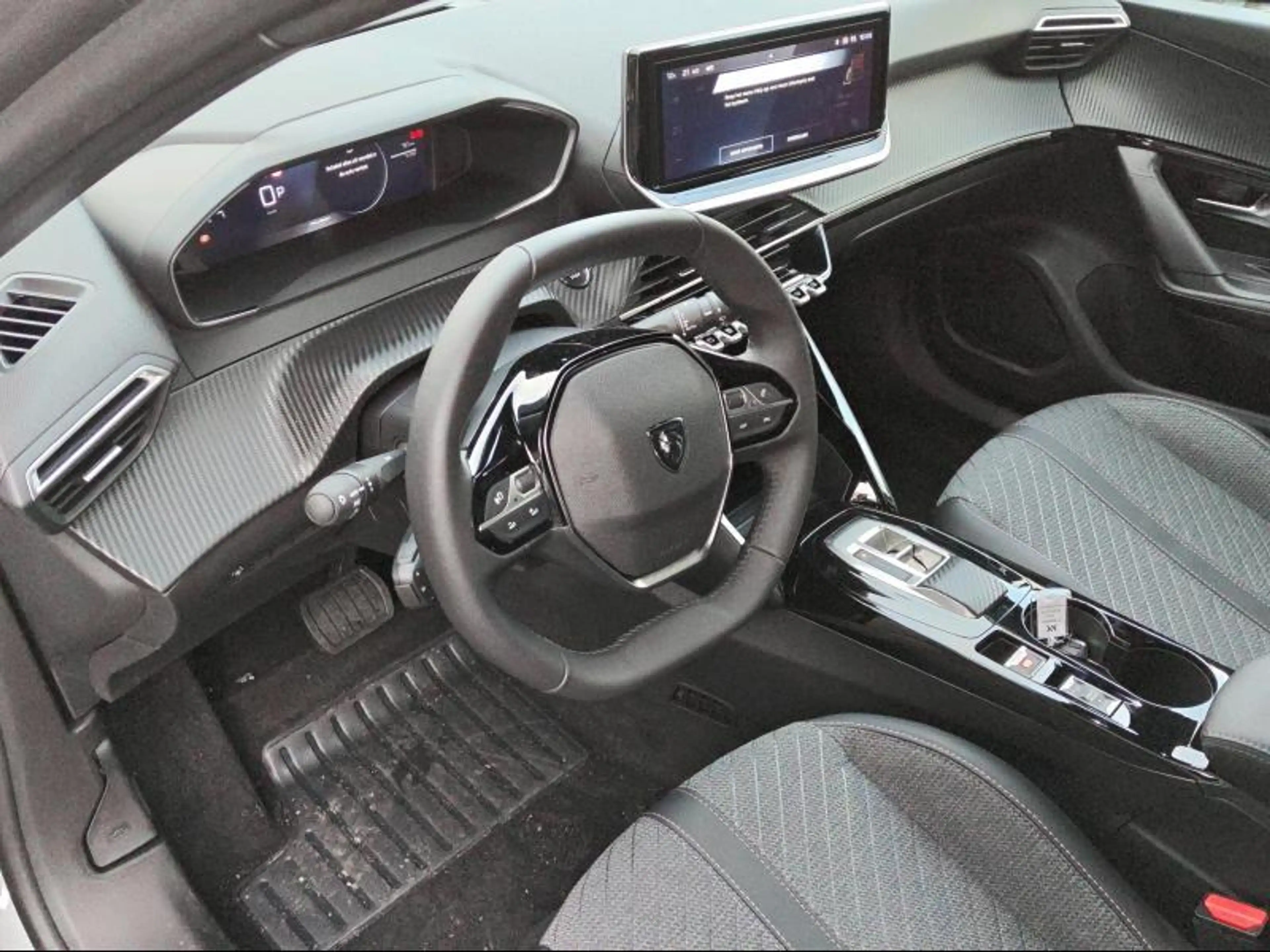 Peugeot 2008 ALLURE 110PK MHEV e-DCS6 — photo 10